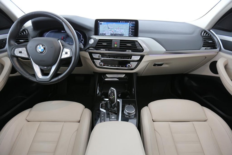Vehicle image BMW X3