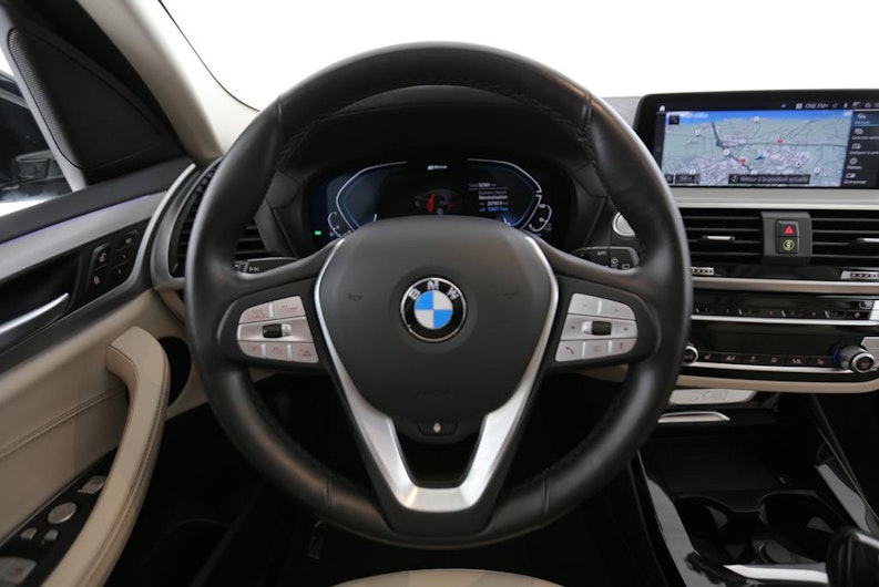 Vehicle image BMW X3