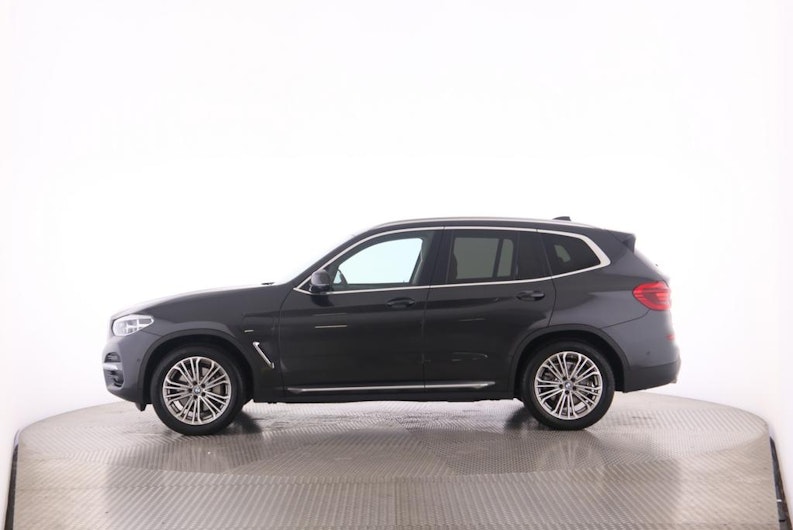 Vehicle image BMW X3