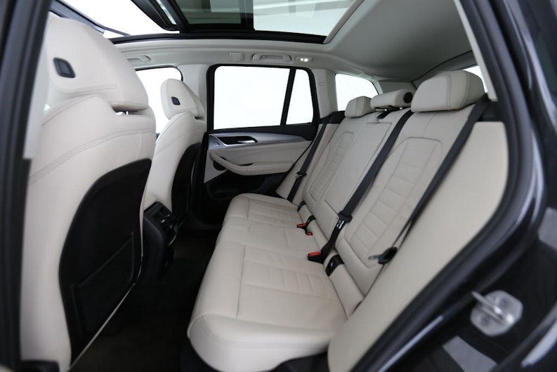 Vehicle image BMW X3