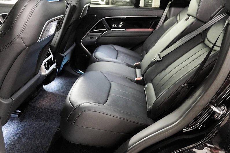 Vehicle image LAND ROVER RANGE ROVER