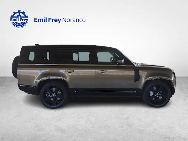 Land Rover Defender 130 3.0 D I6 300 X-Dynamic HSE + Gancio traino amovibile e pneumatici invernali