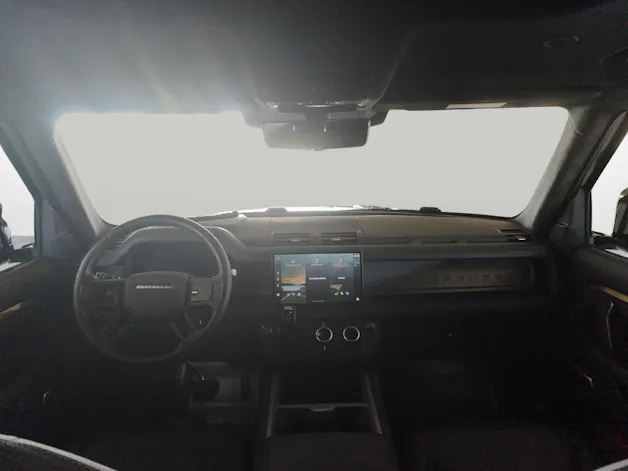Land Rover Defender 130 3.0 D I6 300 X-Dynamic HSE + Gancio traino amovibile e pneumatici invernali