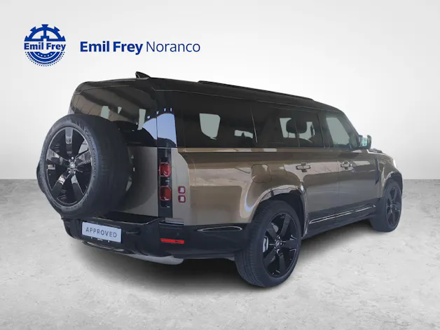 Land Rover Defender 130 3.0 D I6 300 X-Dynamic HSE + Gancio traino amovibile e pneumatici invernali