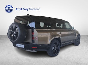 image du véhicule LAND ROVER Defender 130 3.0 D I6 300 X-Dynamic HSE + Gancio traino amovibile e pneumatici invernali