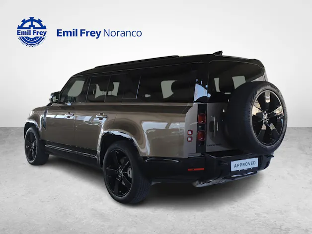 Land Rover Defender 130 3.0 D I6 300 X-Dynamic HSE + Gancio traino amovibile e pneumatici invernali