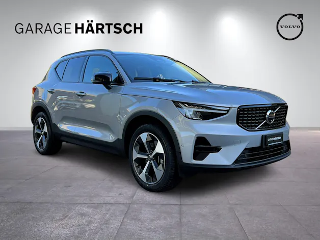 Volvo XC40 2.0 B4 MH Plus Dark