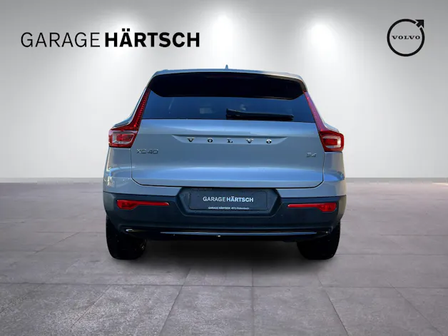 Volvo XC40 2.0 B4 MH Plus Dark