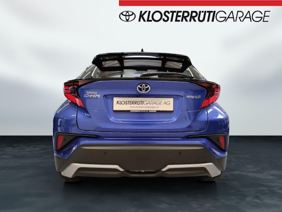 Vehicle image 6