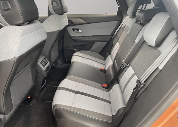 Vehicle image 7 Vehicle image 7