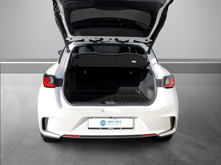 image du véhicule LEXUS LBX