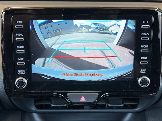 Vehicle image 21