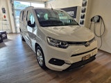 First vehicle image