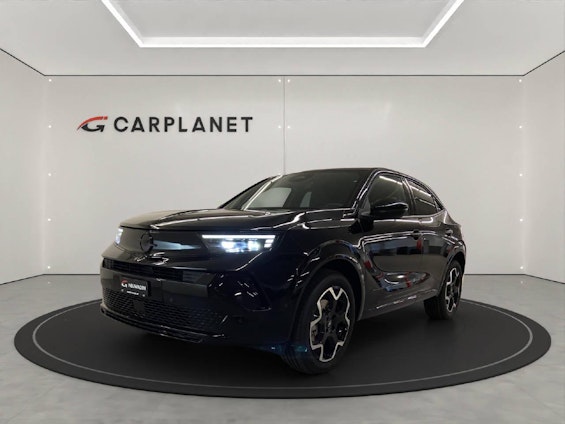 First vehicle image