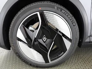 Renault Scénic E-Tech iconic