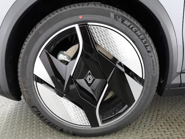 Renault Scénic E-Tech iconic