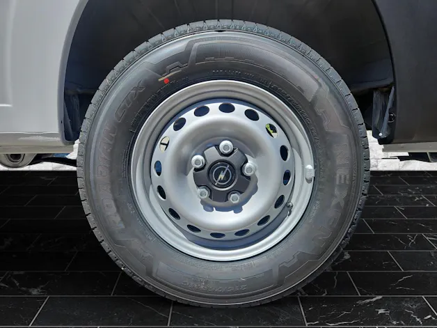 Opel Movano Kaw. 3.5 t L2 H2 vergl 2.2 TD 140
