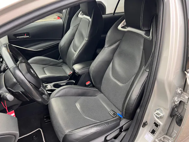 Toyota Corolla Touring Sports 2.0 HSD Premium