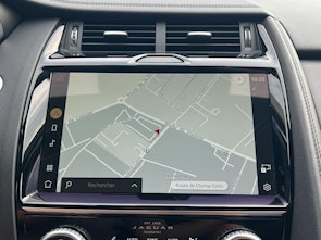 Vehicle image JAGUAR E-Pace 2.0 I4 200 SE AWD