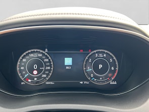 Vehicle image JAGUAR E-Pace 2.0 I4 200 SE AWD