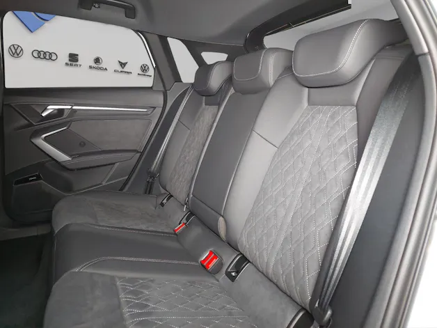 Audi S3 Sportback TFSI quattro S-tronic