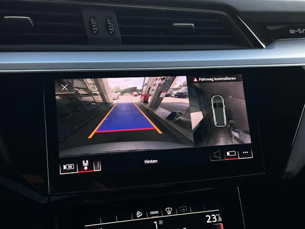 Audi e-tron S quattro