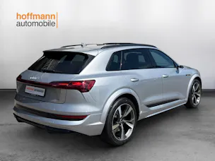 Audi e-tron S quattro