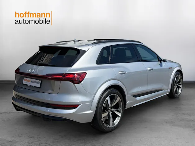 Audi e-tron S quattro