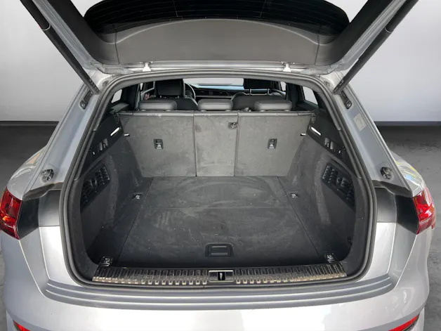 Audi e-tron S quattro