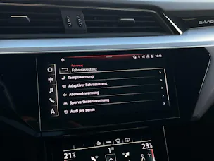 Audi e-tron S quattro