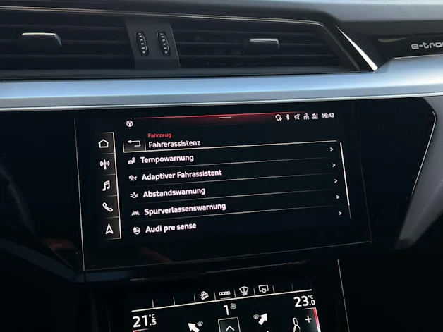 Audi e-tron S quattro