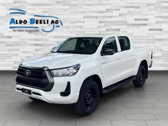 First vehicle image