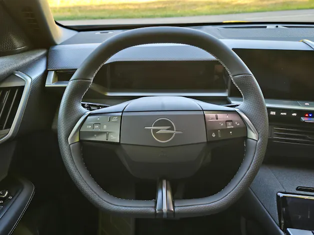OPEL Grandland 1.2 T HEV Edition