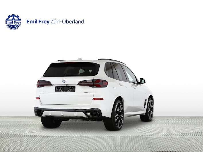 Vehicle image BMW X5