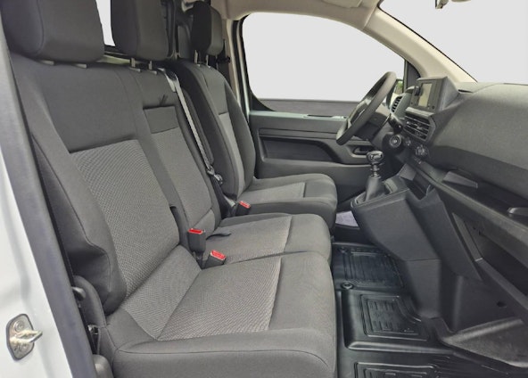 Vehicle image 14 Vehicle image 14