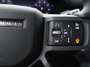 Vehicle image LAND ROVER Defender 110 3.0 I6 X-Dynamic SE