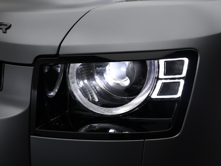 Vehicle image LAND ROVER DEFENDER