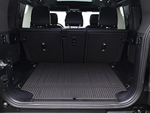 Vehicle image LAND ROVER Defender 110 3.0 I6 X-Dynamic SE