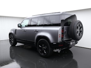 Vehicle image LAND ROVER Defender 110 3.0 I6 X-Dynamic SE