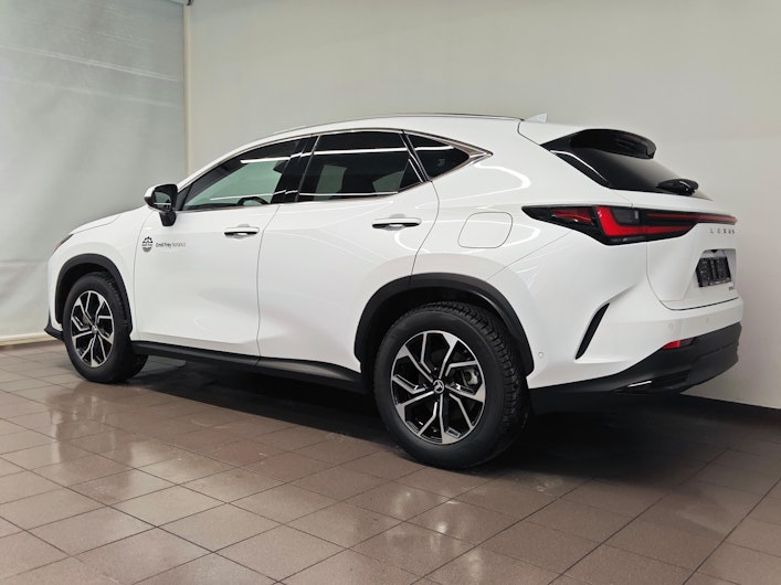 Vehicle image LEXUS NX