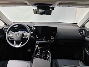 Vehicle image LEXUS NX 450h+ Excellence