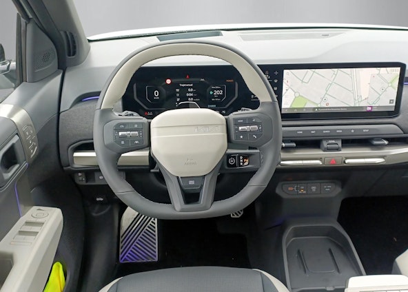 Vehicle image 4 Vehicle image 4