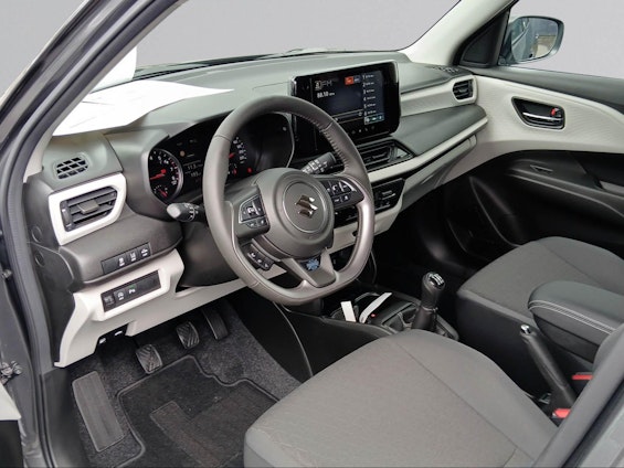 Vehicle image 9 Vehicle image 9