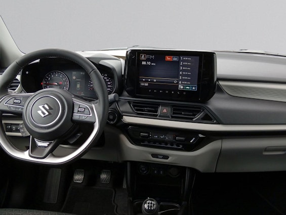 Vehicle image 15 Vehicle image 15