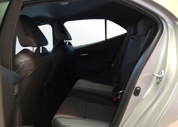 Vehicle image 5 Vehicle image 5