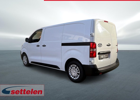 Vehicle image 8 Vehicle image 8