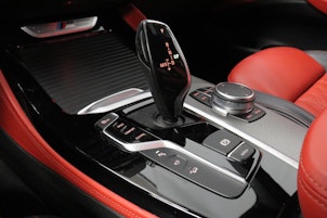 Vehicle image BMW X4 M40d