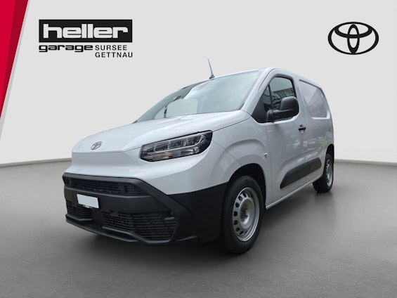 First vehicle image