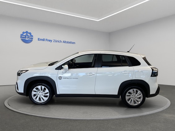 Vehicle image 3