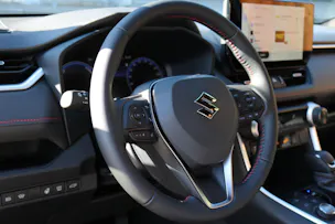 Suzuki Across 2.5 PHEV Compact Top 4x4